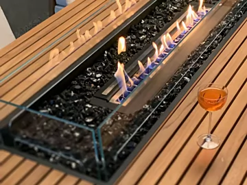 Gin 90 Bar - Detail Shot