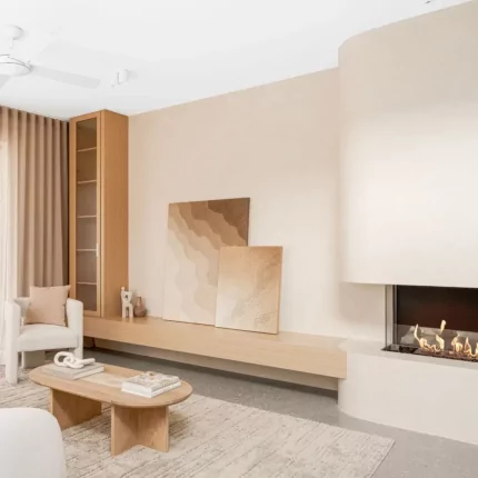 EcoSmart Fire’s Flex 32LC Fireplace creates a stylish focal point for Layà Villas Villa A with eco-friendly ethanol fuel.