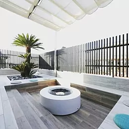 エコスマートファイヤー納品事例~一条工務店群馬様 太田展示場~
電気やガスを一切使用せず、きれいな本物の炎を楽しめます。
有害物質を排出せ...