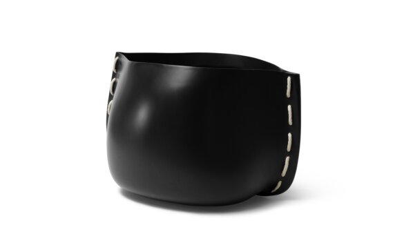 Stitch 100 Planter - Graphite / White by Blinde Design